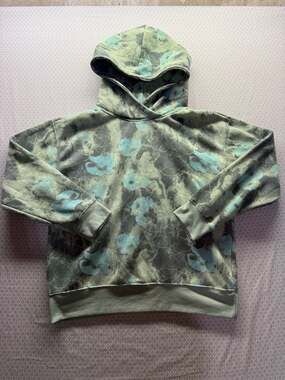 Just Be Green Cloud Floral Fleece Hoodie Size Large